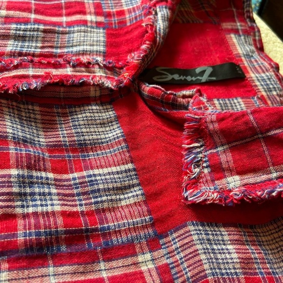 Seven7 Red Patchwork Plaid Shirt – Frayed Boho Western Vibes (Sz M) - Picture 4 of 8